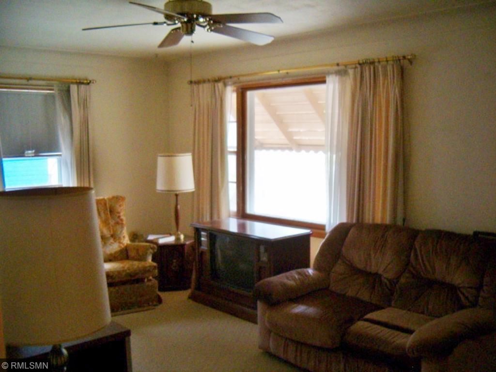 820 8th Avenue Se, Saint Cloud, MN 56304