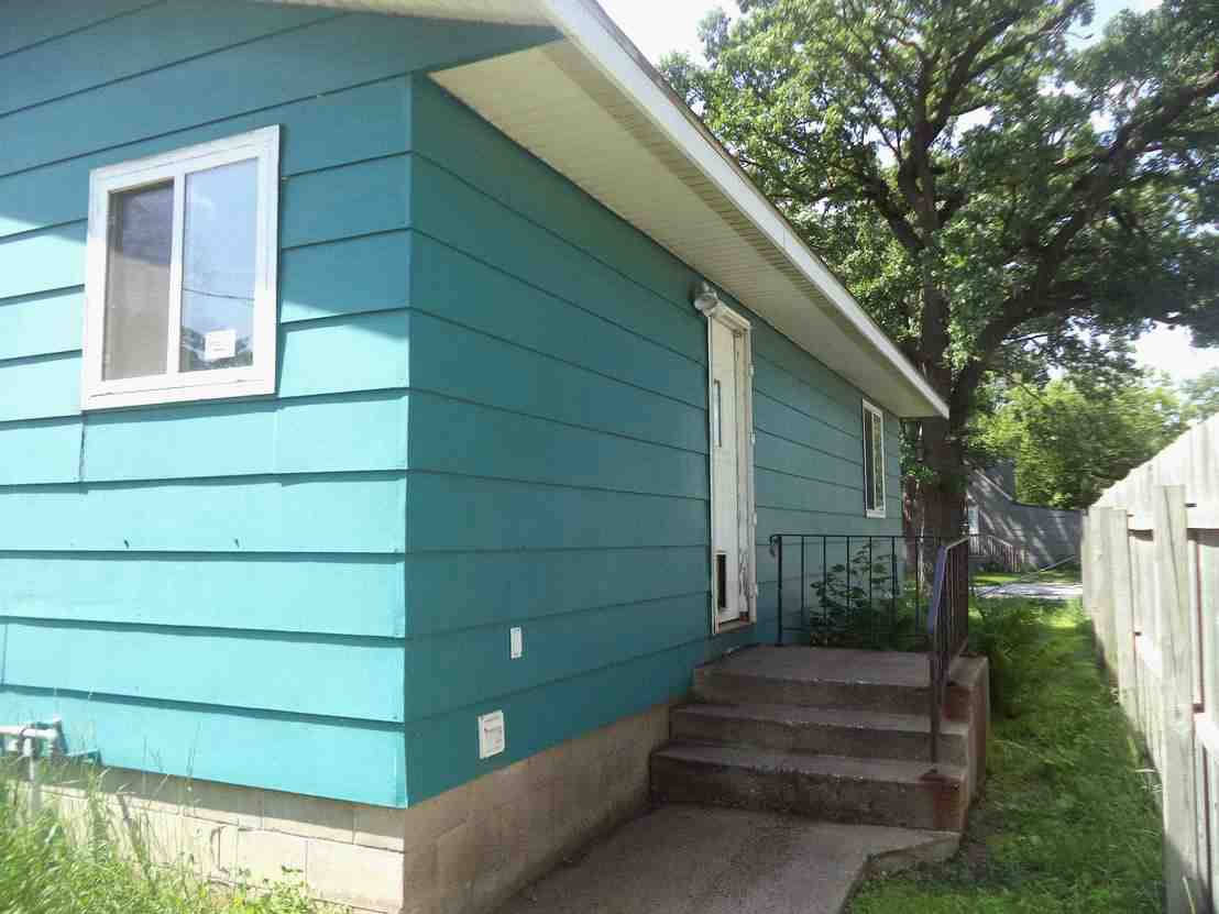 602 NE Raymond AveSaint Cloud, MN, 56304Benton County