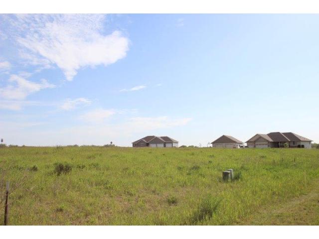 xxx L3 B1Estate Drive, Avon, MN 56310