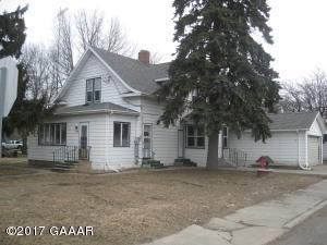 114 State St, Elrosa, MN 56325