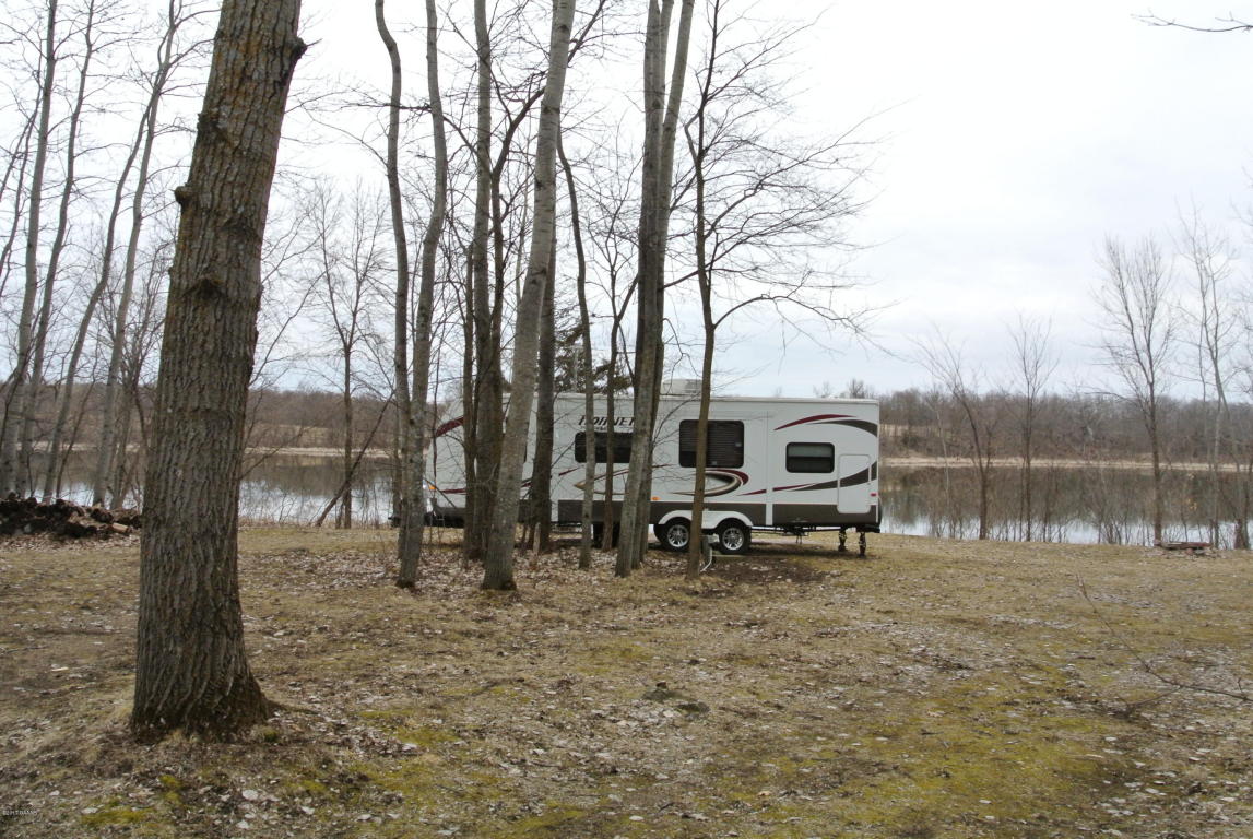 Crooked Lake Lane SW, Farwell, MN 56327