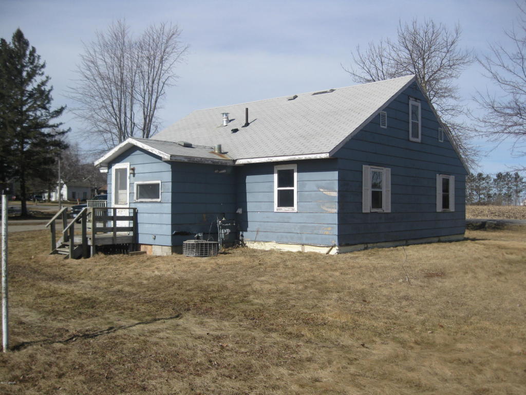 529 State St E, Grey Eagle, MN 56336