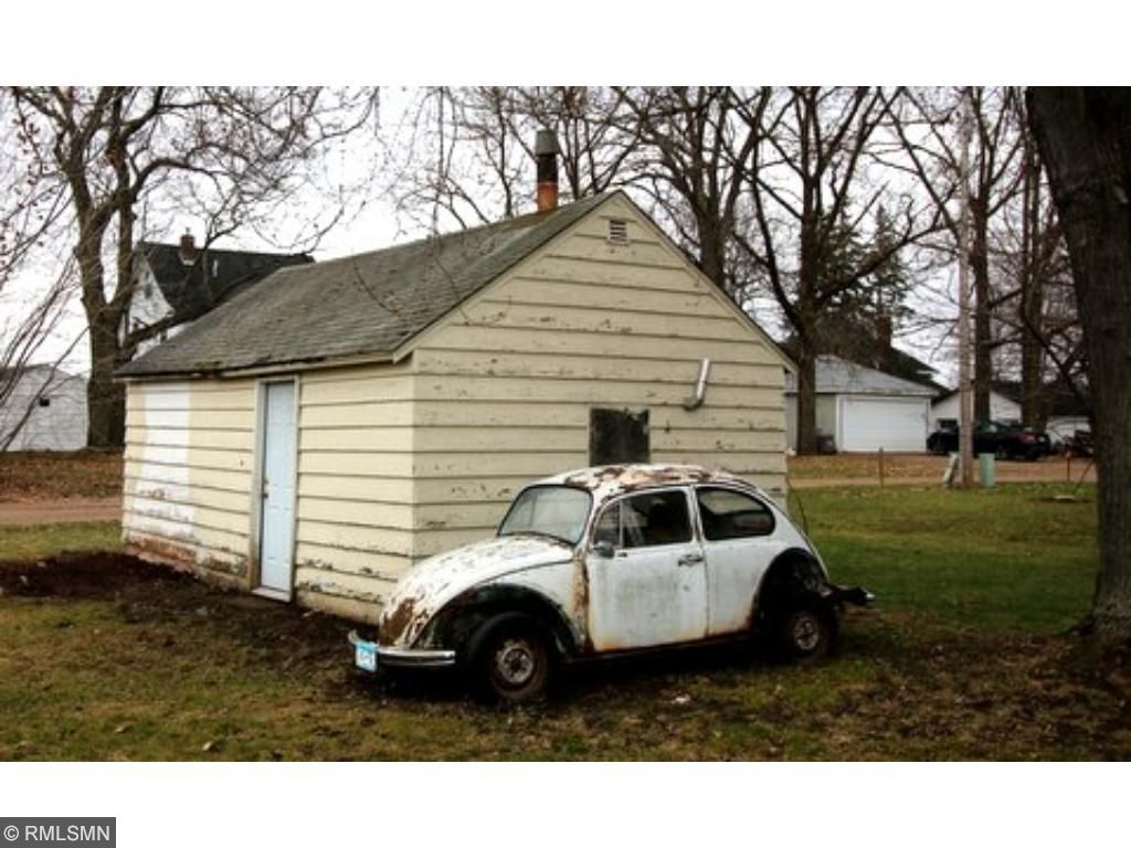 106 N Wall Avenue N, Ogilvie, MN 56358