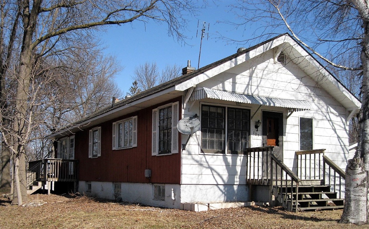 705 E Main Street, Osakis, MN 56360