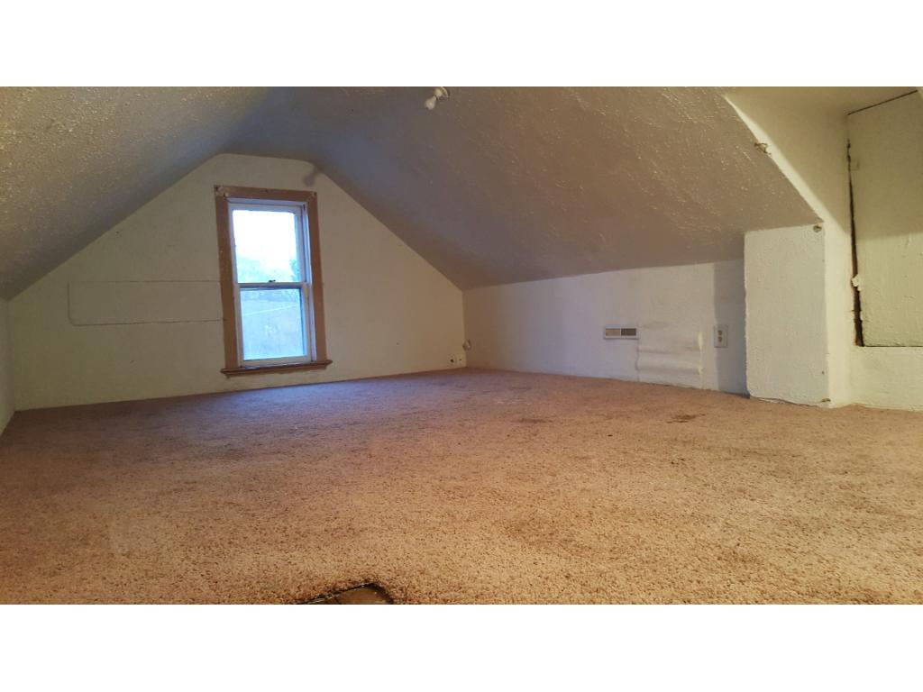 804 Main Street S, Sauk Centre, MN 56378