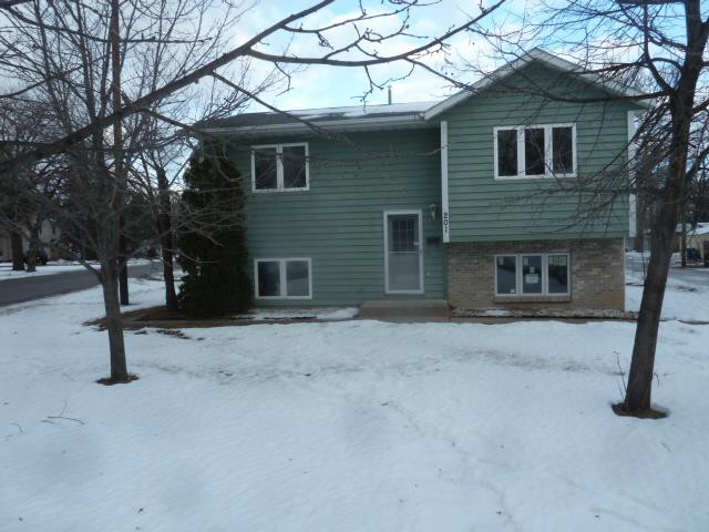 201 Searle St SSauk Rapids, MN, 56379Benton County