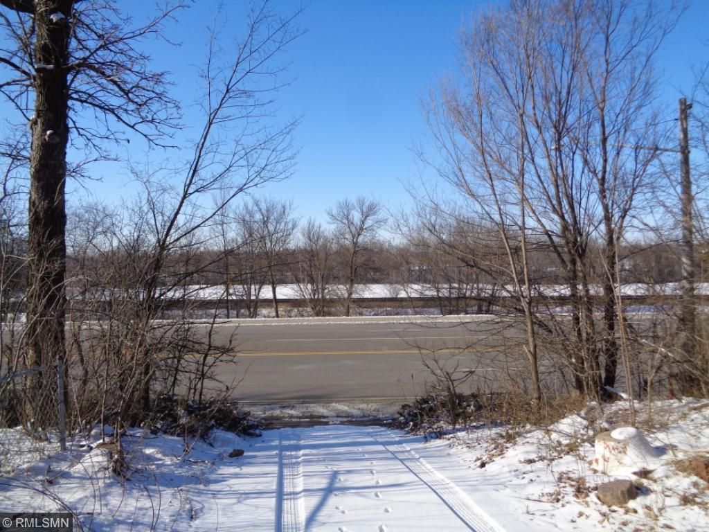 1150 N Benton Drive, Sauk Rapids, MN 56379