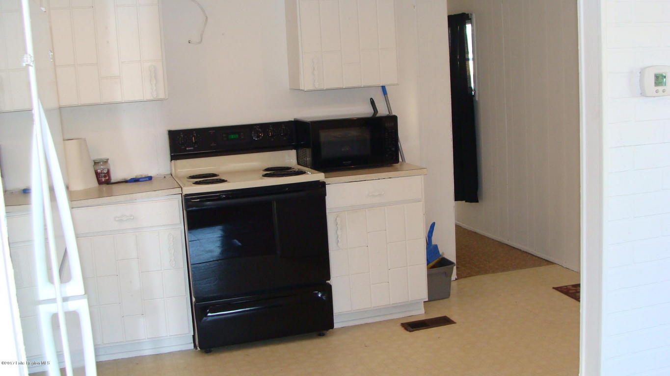 96 Eldredge Street W, Motley, MN 56466