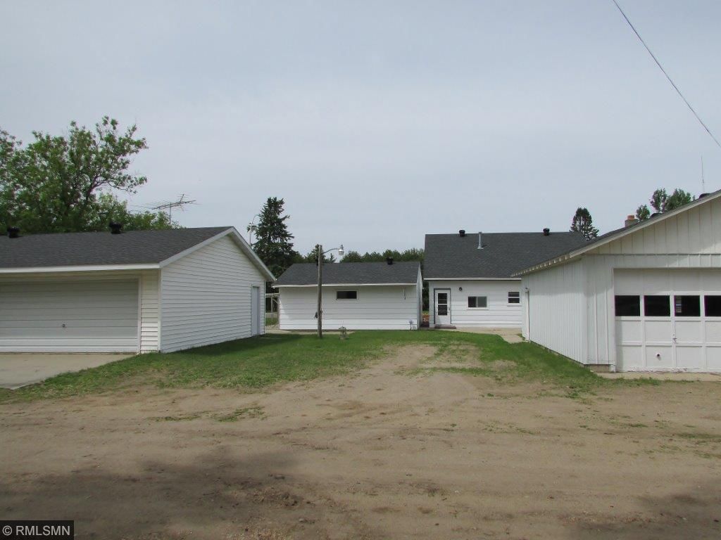 608 1st Street W, Park Rapids, MN 56470