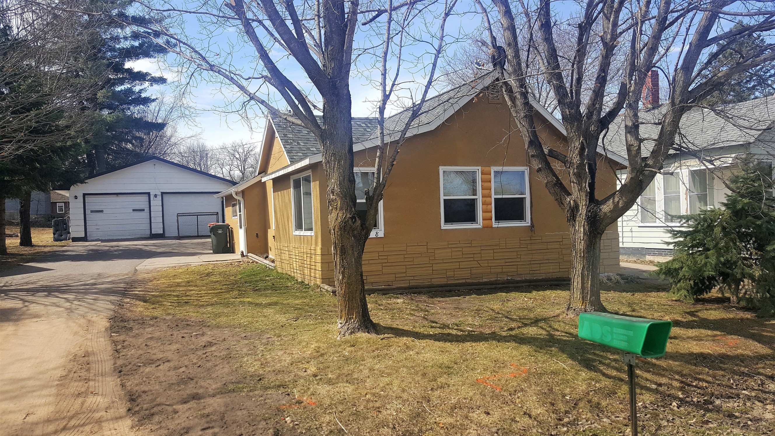 208 Superior Avenue, Randall, MN 56475