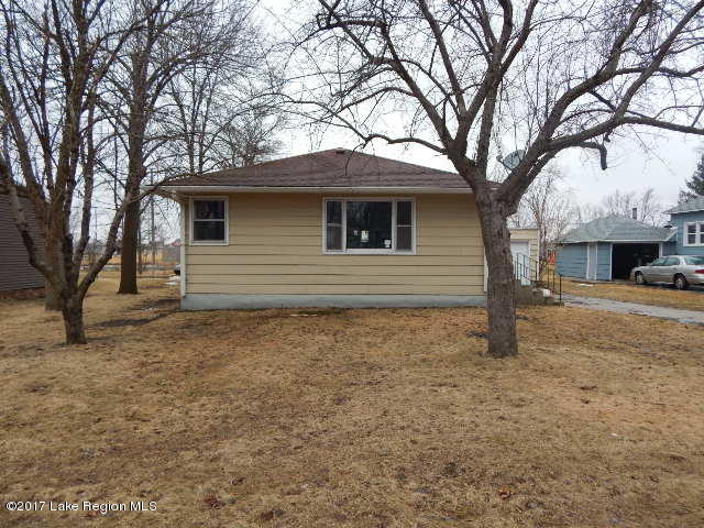 415 3rd Street SW, Wadena, MN 56482