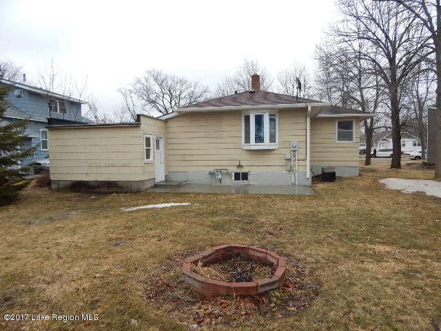 415 3rd Street SW, Wadena, MN 56482