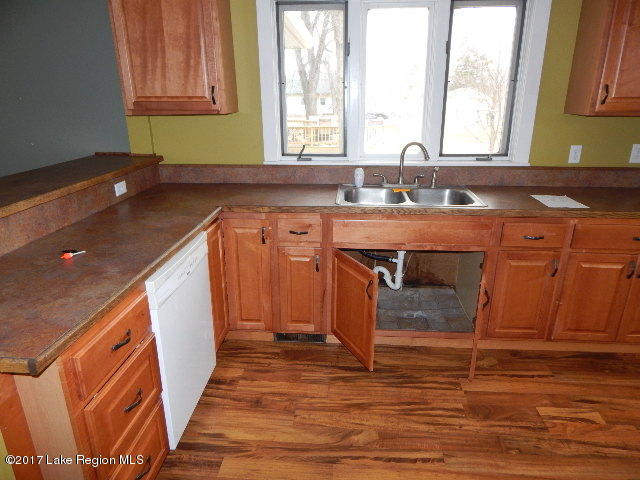 415 3rd Street SW, Wadena, MN 56482