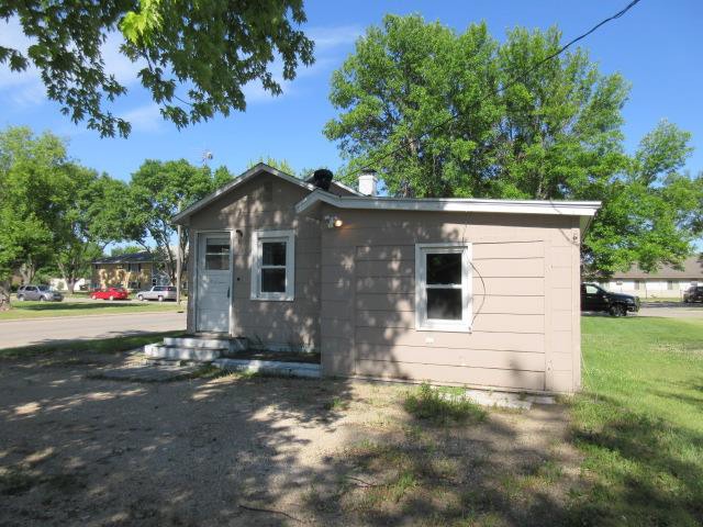 801 5th St SEBarnesville, MN, 56514Clay County