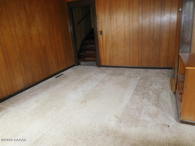 513 7th Ave SE, Elbow Lake, MN 56531