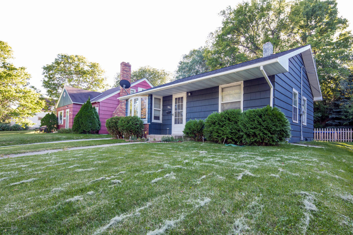 1005 N Union Avenue, Fergus Falls, MN 56537