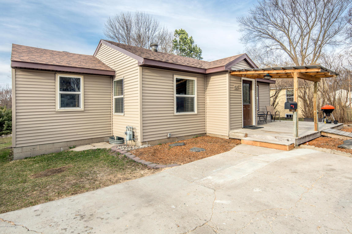 425 E Gustavus Avenue, Fergus Falls, MN 56537