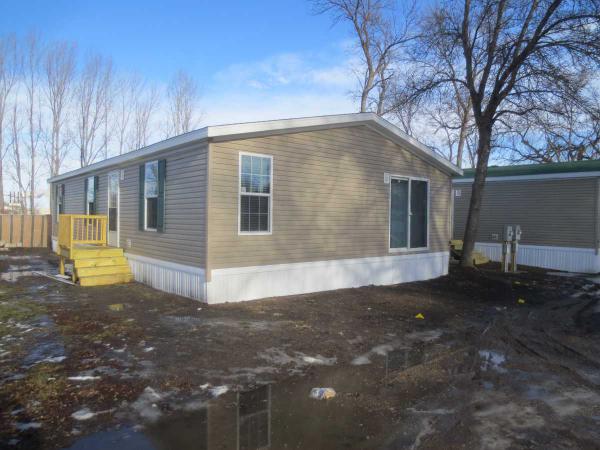 Mobile Manor Mobile Home Park Lot 22 Mobile ManorMoorhead, MN 56560