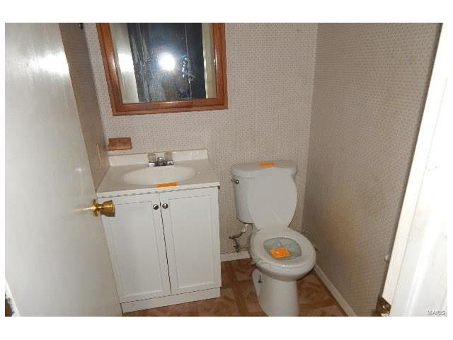 1245 New Towne, Arnold, MO 63010