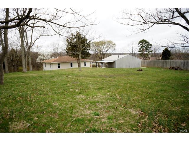 1522 West Highview, Arnold, MO 63010