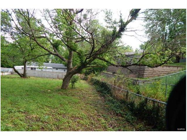 142 Shamrock, Arnold, MO 63010