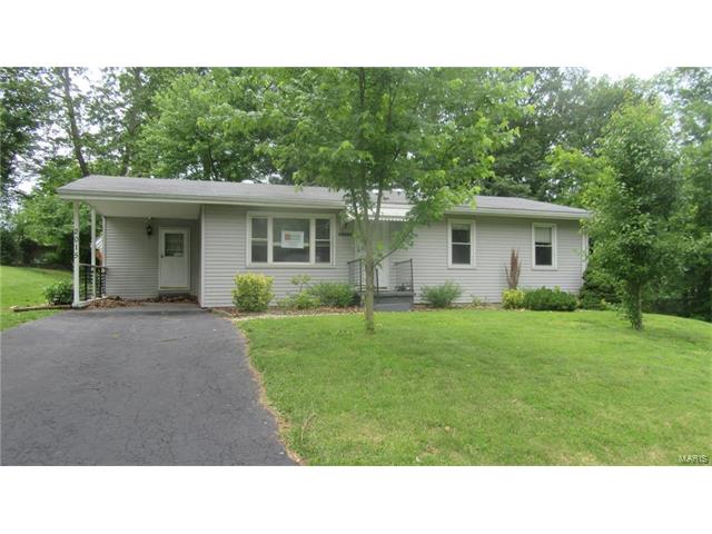 2015 Arlene, Arnold, MO 63010