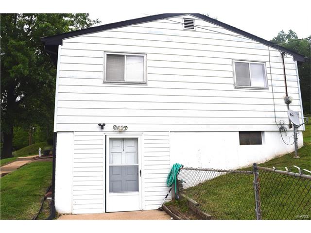 1786 Terrace DR, Arnold, MO 63010