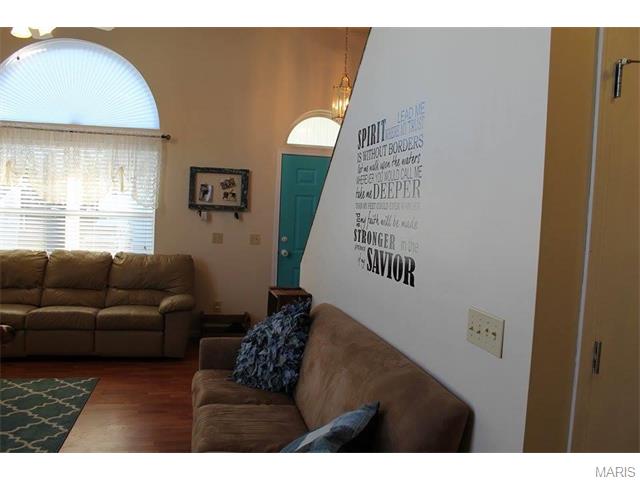7660 Meadowbrook Lane, Barnhart, MO 63012