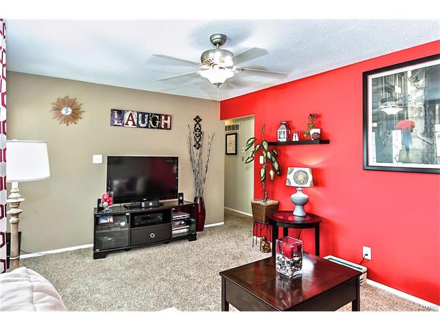 1923 Parkton Way, Barnhart, MO 63012