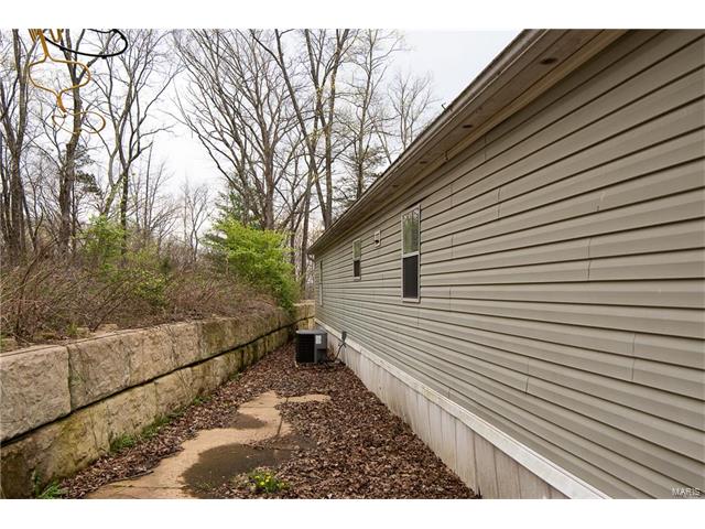 5343 Paradise Valley Drive, Catawissa, MO 63015