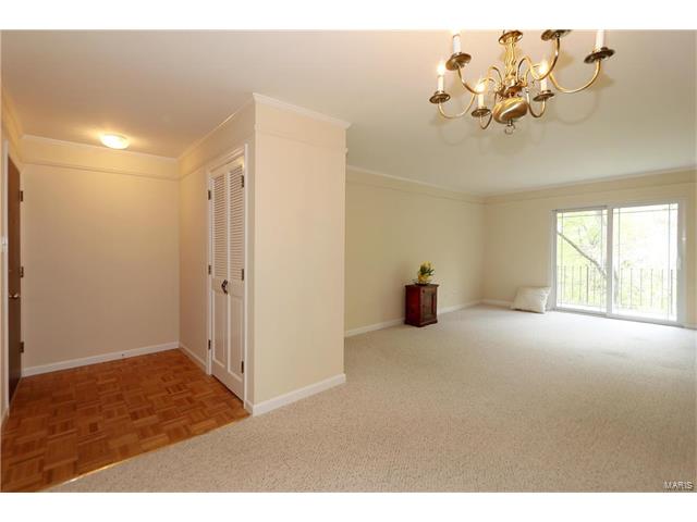 13453 Coliseum Drive, Chesterfield, MO 63017