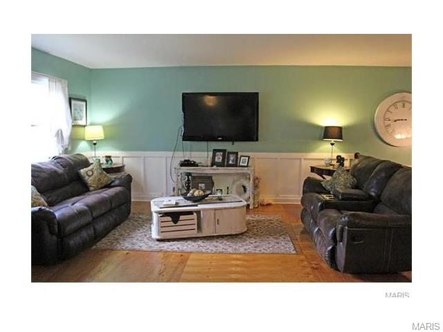 13 Briarwood Lane, Crystal City, MO 63019