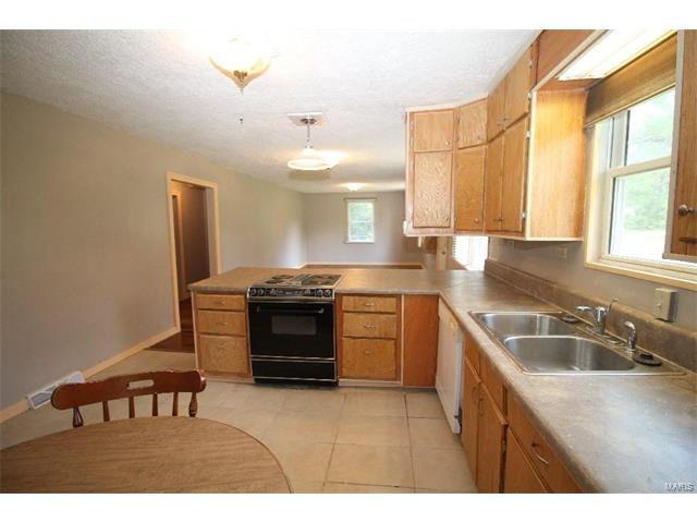 4644 Liberty School Road, De Soto, MO 63020