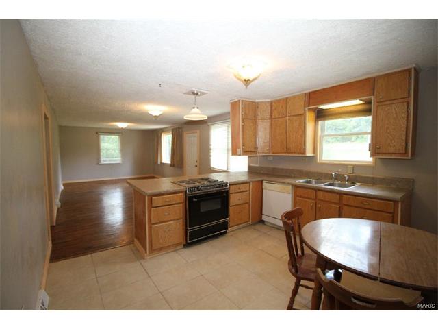 4644 Liberty School Road, De Soto, MO 63020