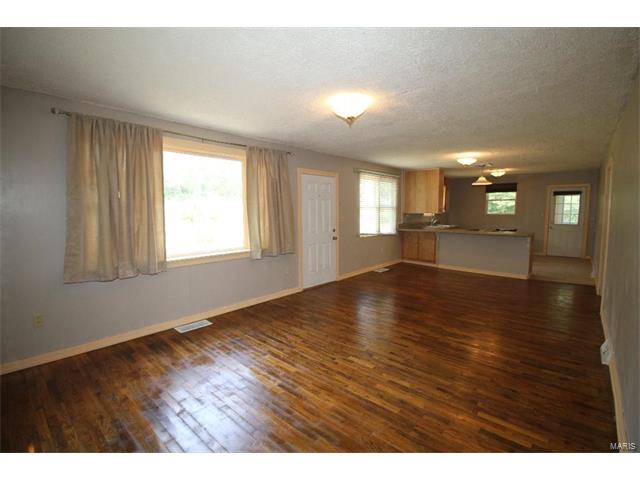 4644 Liberty School Road, De Soto, MO 63020