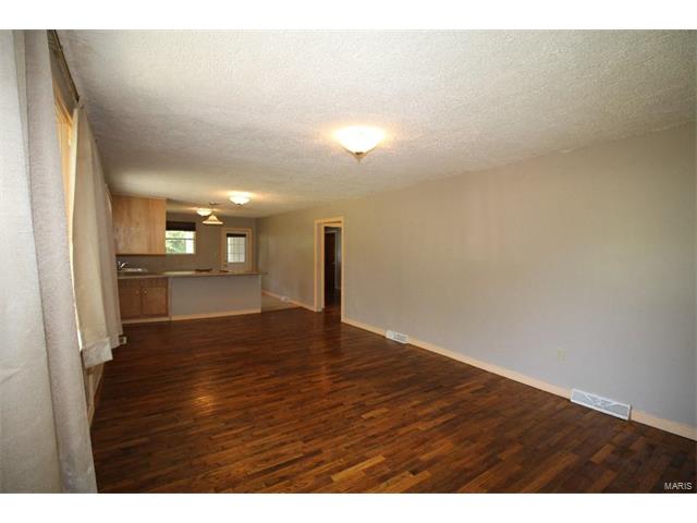 4644 Liberty School Road, De Soto, MO 63020