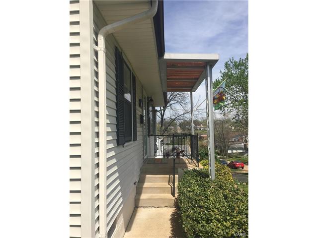 114 South 5th Street, De Soto, MO 63020