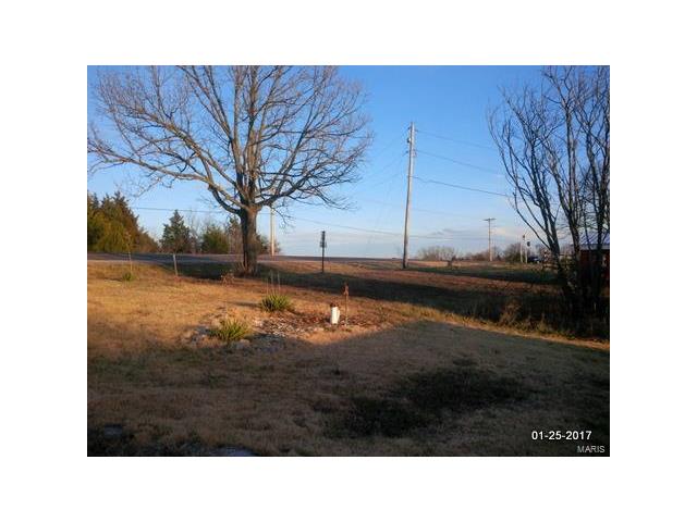4484 State Route 110, De Soto, MO 63020