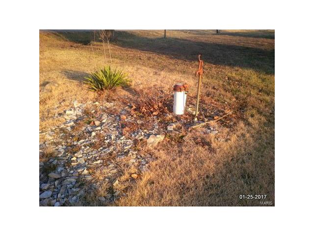 4484 State Route 110, De Soto, MO 63020