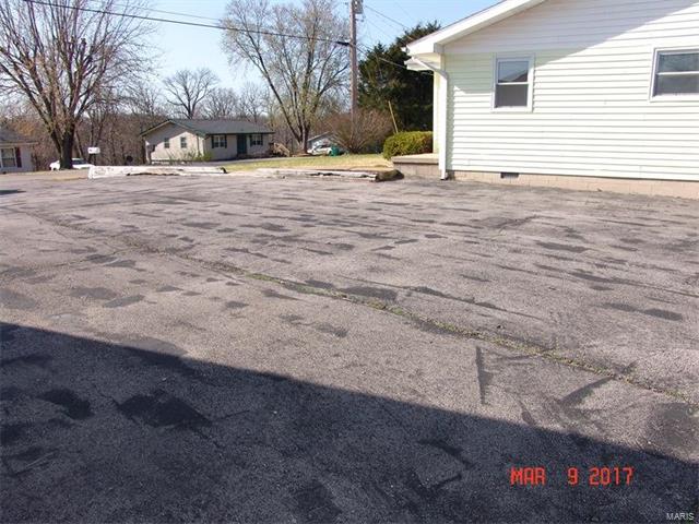 339 Kronos Drive, De Soto, MO 63020