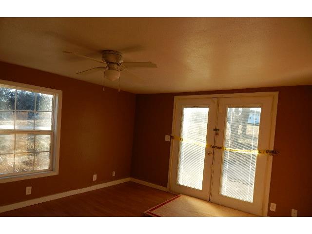 4412 Horseshoe DrDe Soto, MO, 63020Jefferson County