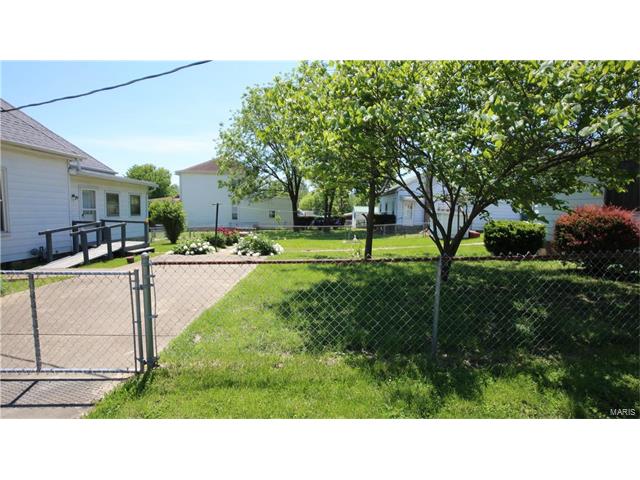 700 South 2nd, De Soto, MO 63020