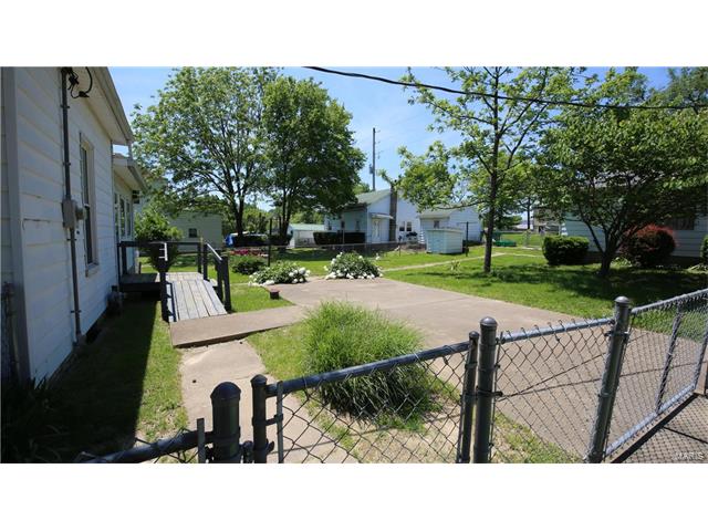 700 South 2nd, De Soto, MO 63020