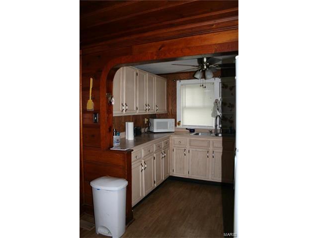 14367 Vineland Road, De Soto, MO 63020