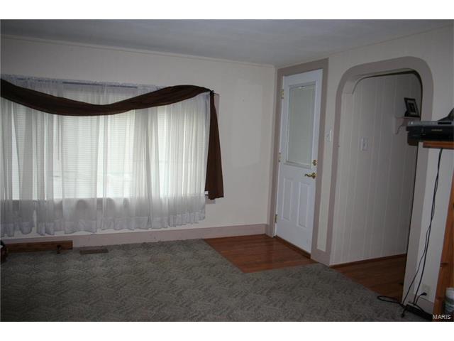 14367 Vineland Road, De Soto, MO 63020