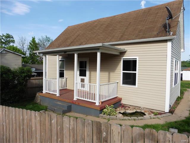809 North 4th Street, De Soto, MO 63020