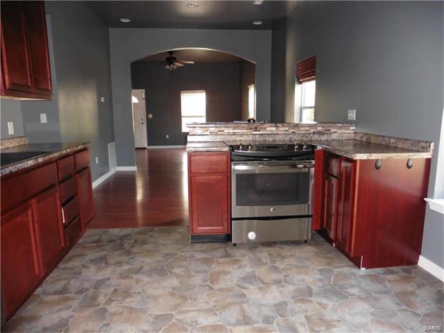 809 North 4th Street, De Soto, MO 63020