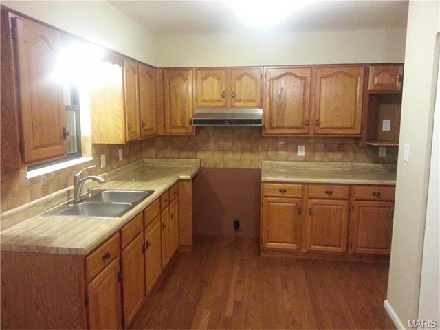 12926 Hencher Road, De Soto, MO 63020