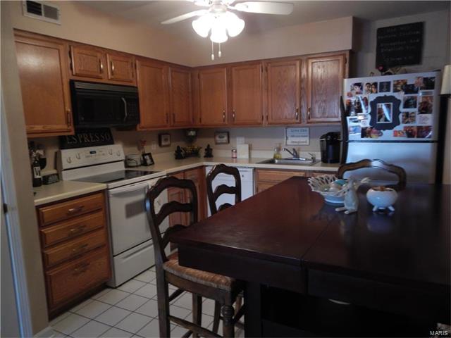 741 Ridgeside, Ballwin, MO 63021