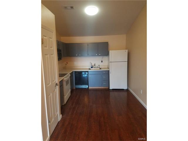 725 Ridgeside, Ballwin, MO 63021